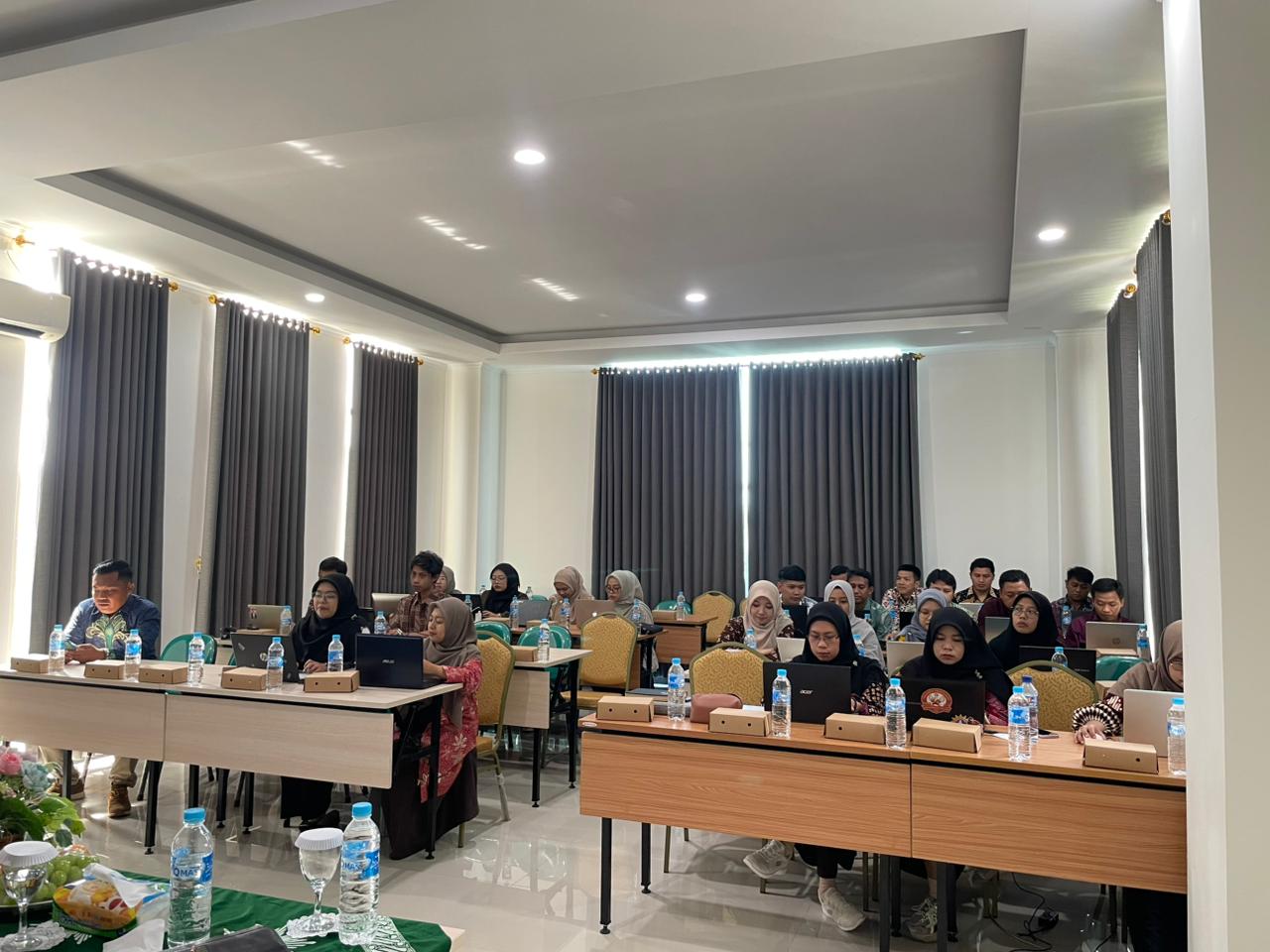 PENDAMPINGAN AKADEMIK MENUJU KAMPUS UNGGUL STRATEGI MICRO CREDENTIAL HINGGA PENGUATAN PBL DAN PjBL