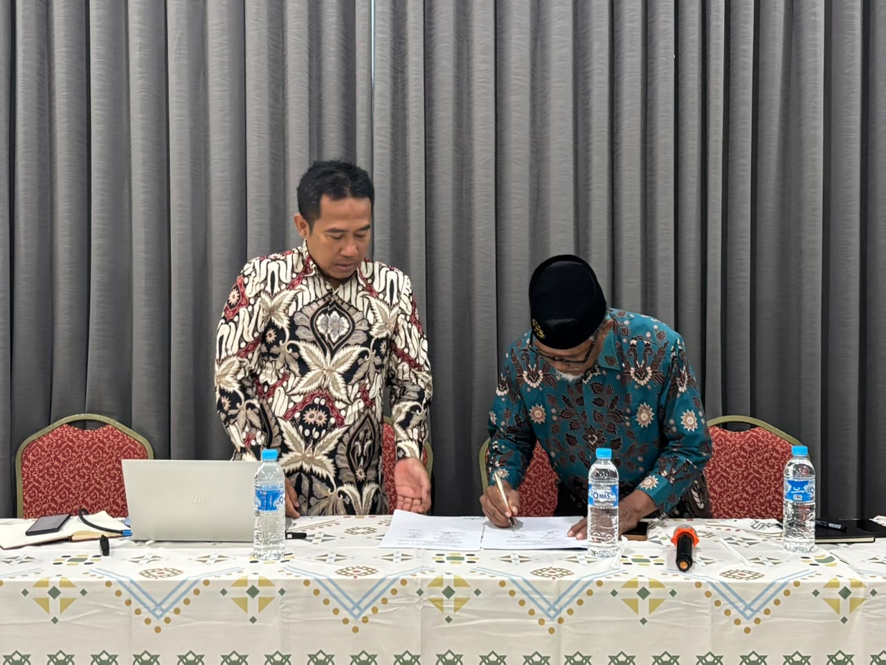 PASCASARJANA IAD PROBOLINGGO DAN PIMPINAN CABANG MUHAMMADIYAH (PCM) PENDIL PROBOLINGGO RESMI JALIN KERJA SAMA MELALUI PENANDATANGANAN MoU